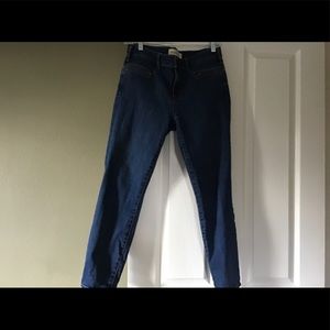 Women’s jeans